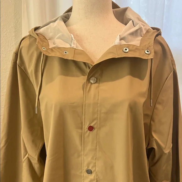 Rains Lightweight Waterproof Trench Style Raincoat in color Sand. NWT - Picture 3 of 14
